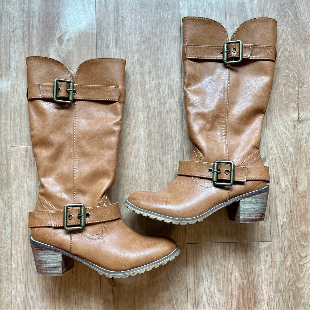 Size 6.5 Women’s Fashion Boots
